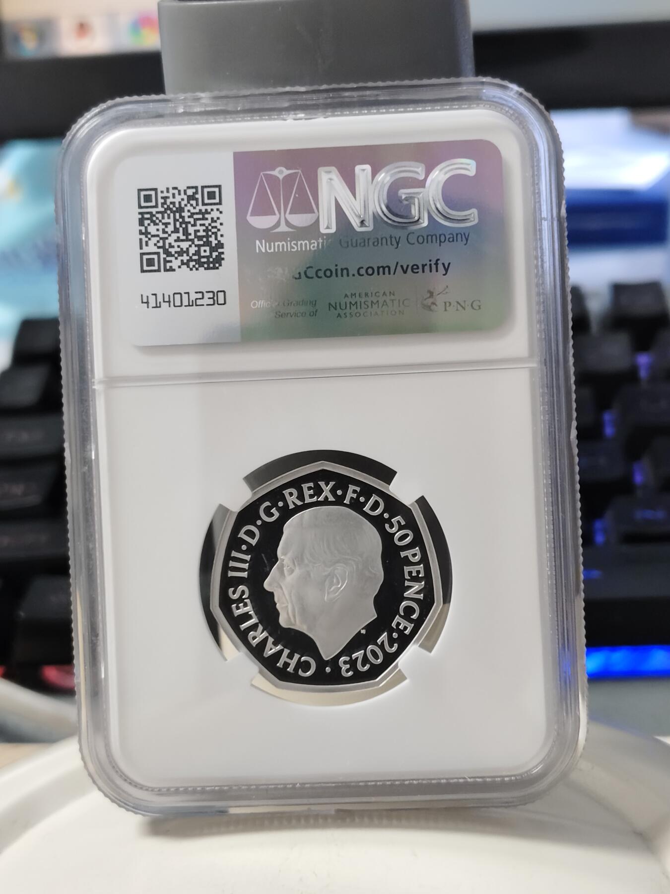 第168期拍卖【长期征集拍品】 英国2023年哈利波特阿不思邓不利多50便士彩色纪念银币NGC-PF68原盒证书，925银，8克，发行15000枚
