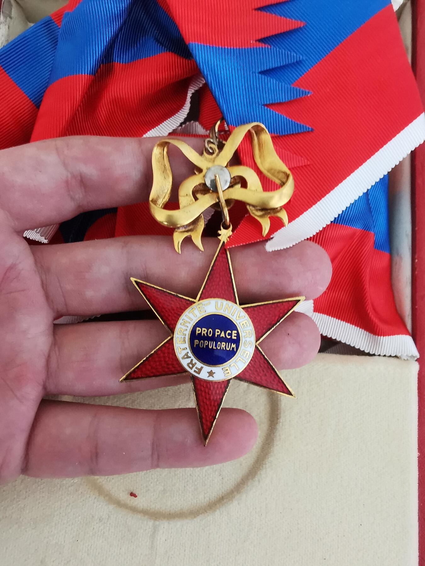 老王徽章第112期