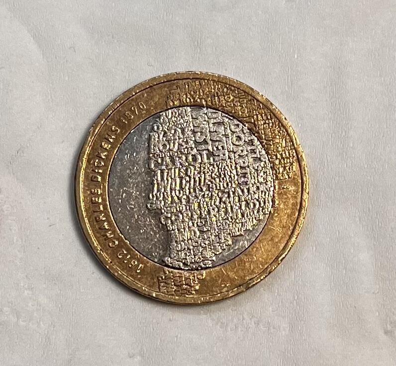英国2英镑狄更斯纪念币，2012年发行，流通品相较好，随机发货