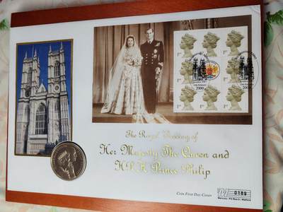 长老汇马年精选第九场拍卖 - 1997英国女王金婚邮币封首日封，含5英镑同名铜镍币1枚
