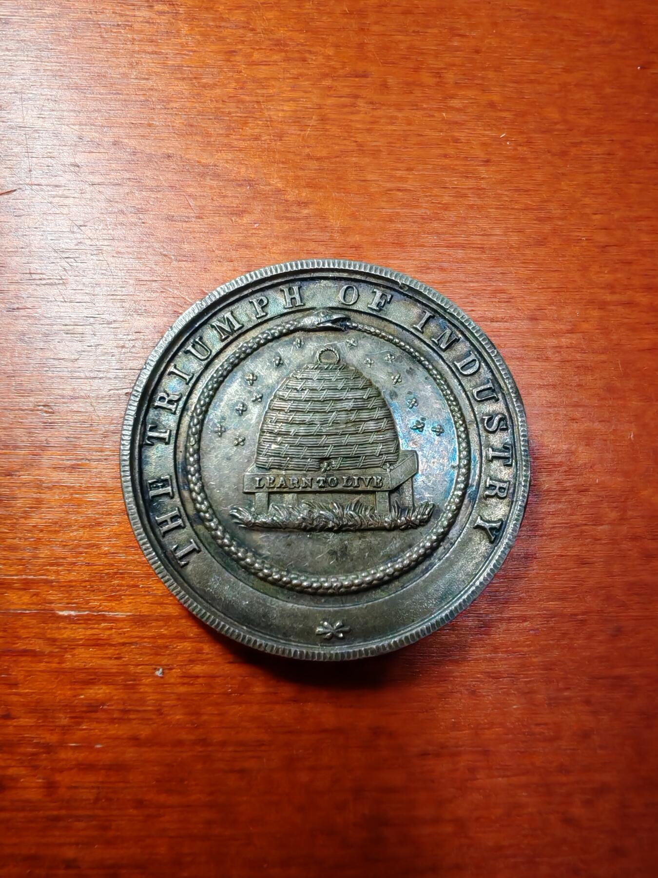 长老汇蛇年精选第九场拍卖 1880英国工人俱乐部优秀奖章银章，带原盒，14.24克