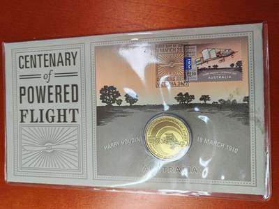 长老汇马年精选第九场拍卖 - 2010澳大利亚飞机首飞百年邮币封首日封，含同名1元铝铜币1枚，发行价14.95澳元