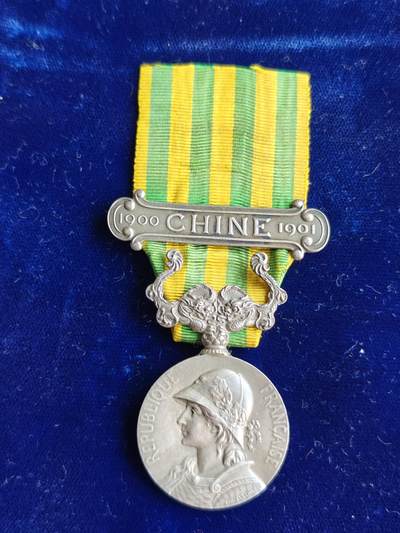 世界精品徽章拍卖 好品法国庚子章，章体和勋条都带巴黎铸币厂戳