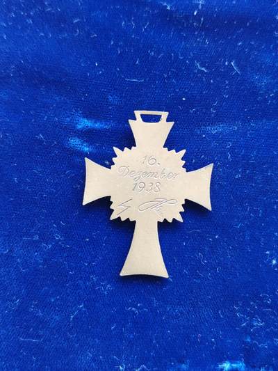 世界精品徽章拍卖 德三德意志母亲奖章，铜级，品相如图