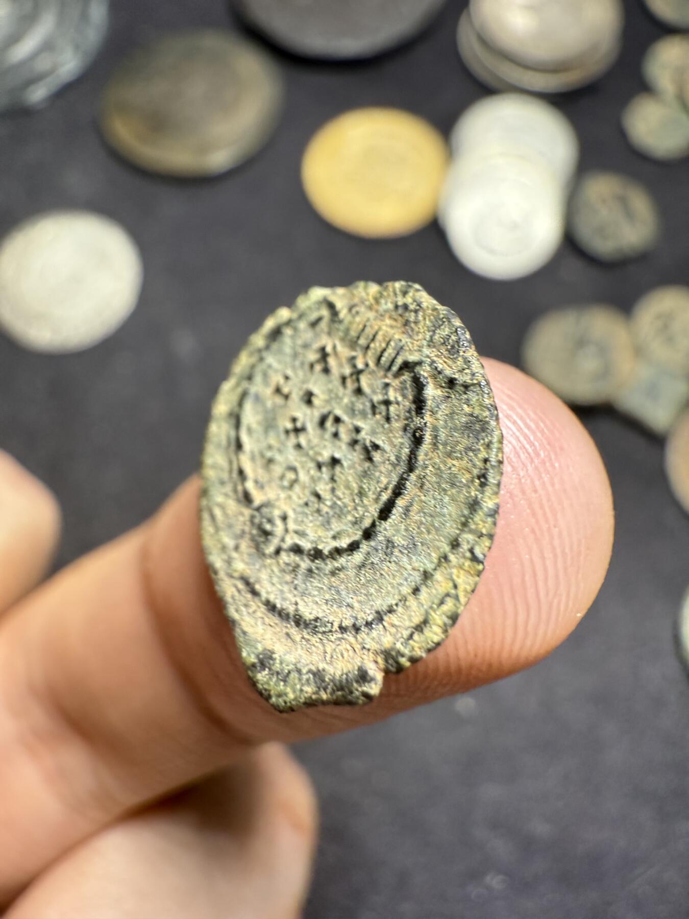 南宋泉阁俄币 外币 国币 专场第九期【送拍无额外佣金】 古罗马 公元337-340年 君士坦丁二世誓愿小铜币 背逆 好品