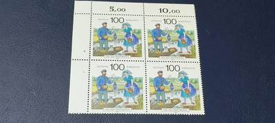 德国邮票专场，都是四方联人物题材 - 德国邮票四方联一张，1991年发行， 史普里地方森林早期邮递员。品相如图
