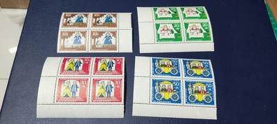 德国邮票专场，都是四方联套票 - 德国邮票四方联一套，1966年发行，童话故事  青蛙王子，品相如图