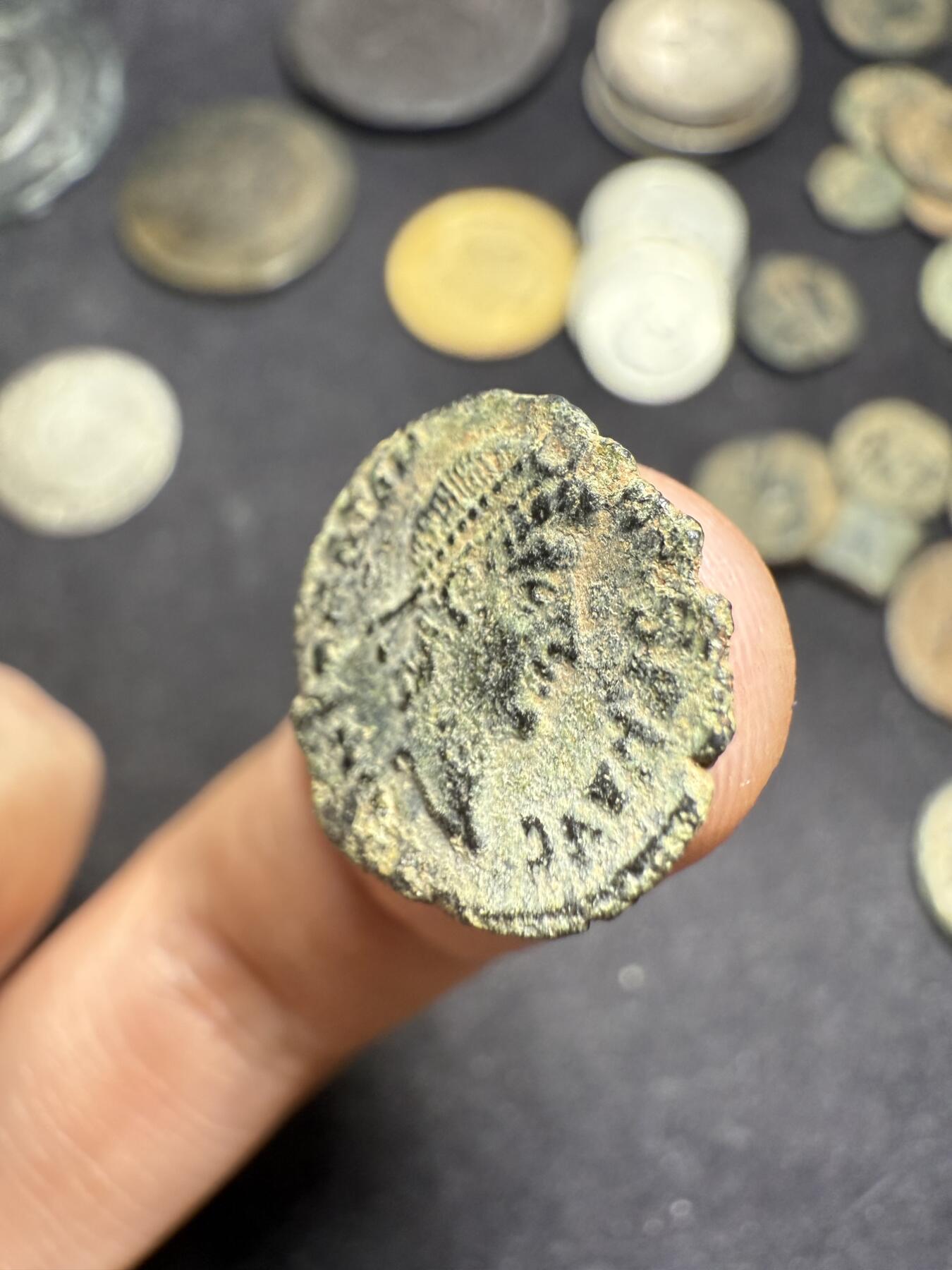 南宋泉阁俄币 外币 国币 专场第九期【送拍无额外佣金】 古罗马 公元337-340年 君士坦丁二世誓愿小铜币 背逆 好品