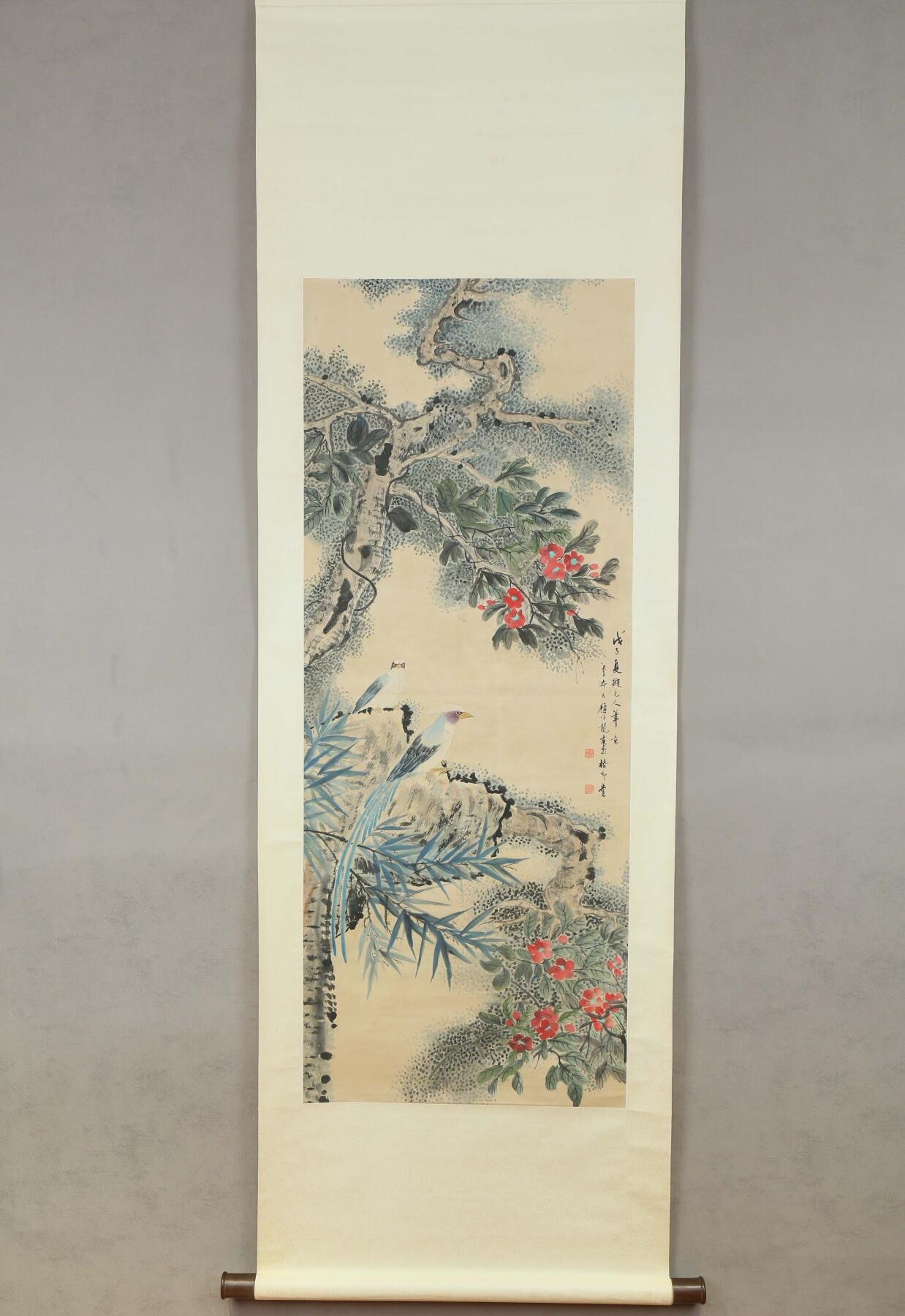 承乾2025迎春文物艺术品拍卖会 花鸟 颜伯龙 132*52cm 设色纸本立轴