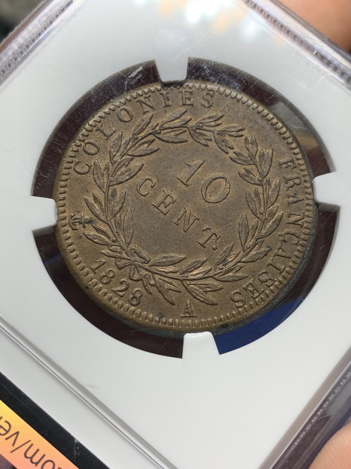 《竞宝斋》第371场 周日，周一 2场连拍 （全场包邮） NGC MS62BN 法国殖民地1828A查理十世10分铜币，更高分仅有5枚。此币仅流通于法属西印度群岛。