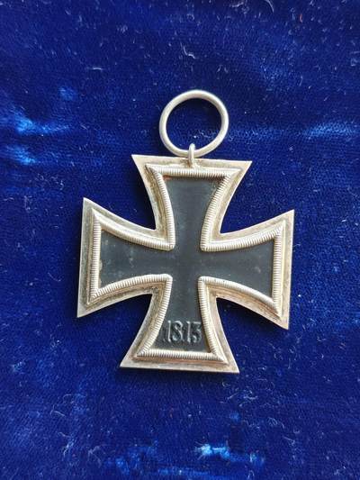 世界精品徽章拍卖 德三二铁，此枚为无厂标版本，品相不错