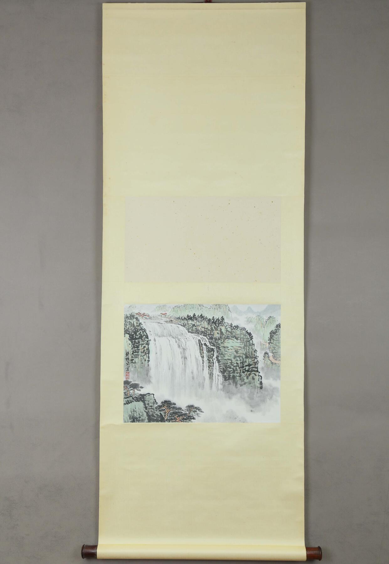 承乾2025迎春文物艺术品拍卖会 瀑布 钱松岩 33*45cm 设色纸本立轴