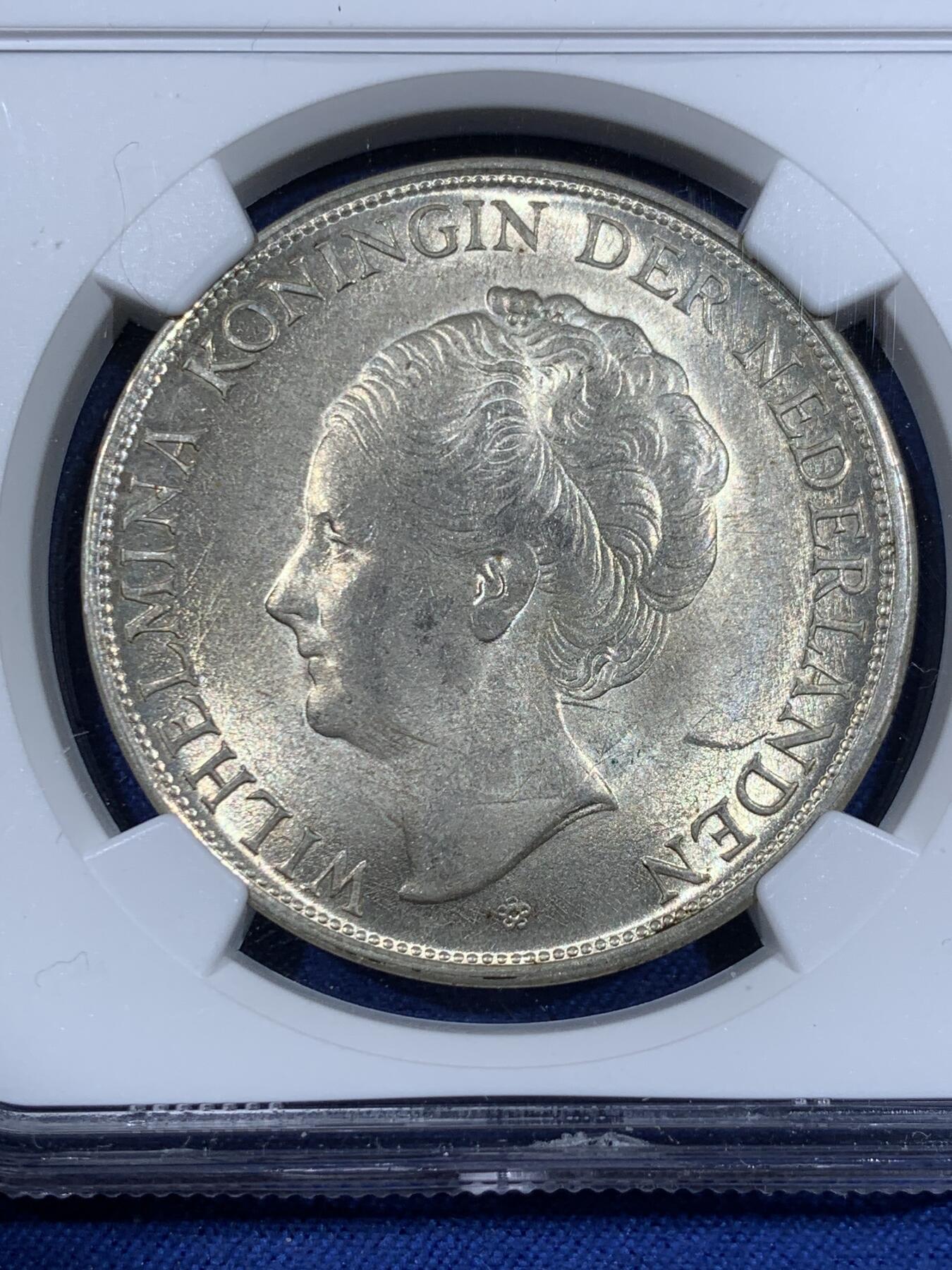 《竞宝斋》第372场 周日，周一 2场连拍 （全场包邮） NGC MS62 荷属东印度 1943年威廉明娜女王2.5盾大银币