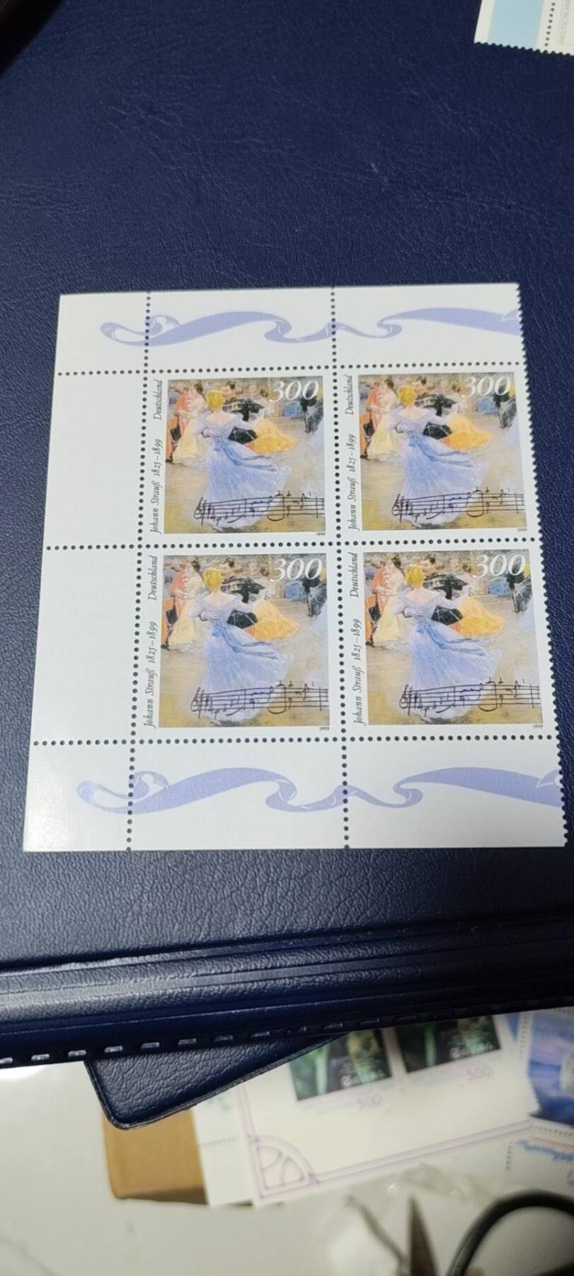 德国邮票专场，都是四方联 德国邮票四方联一张，1999年发行，作曲家  约翰是 施特劳斯  逝世100周年  。品相如图