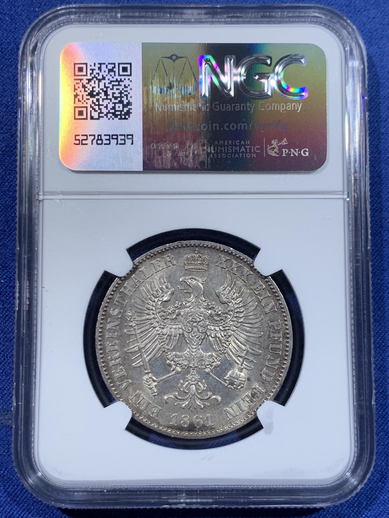 《竞宝斋》第372场 周日，周一 2场连拍 （全场包邮） NGC MS62 德国1861年普鲁士威廉国王登基首年离冠鹰流通1泰勒 威廉一世首年离冠鹰   底板好 霜感强