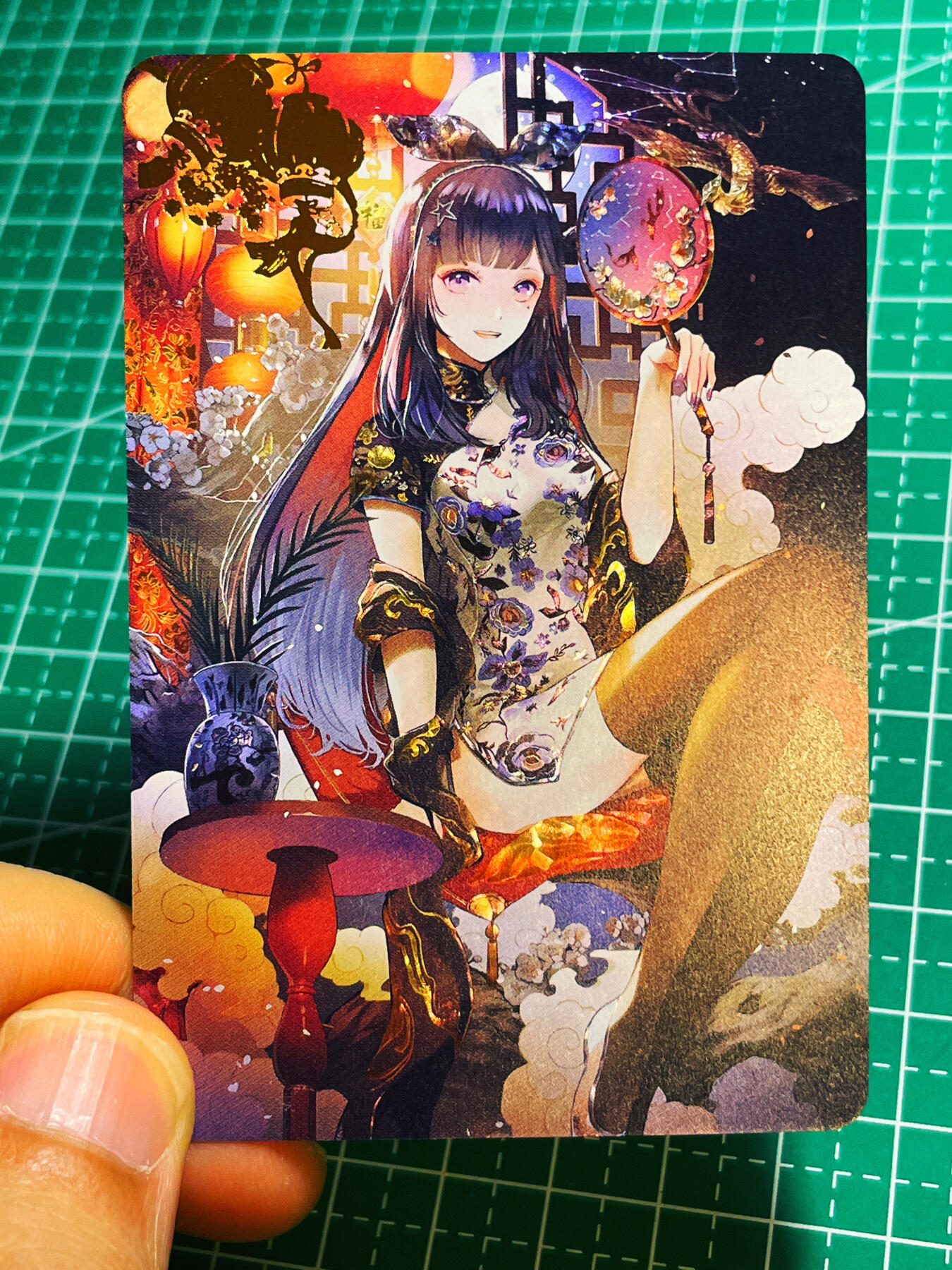 显眼宝 第10期 个人收藏拍卖哦 不知名漂亮卡牌一张 钻闪工艺 小卡尺寸