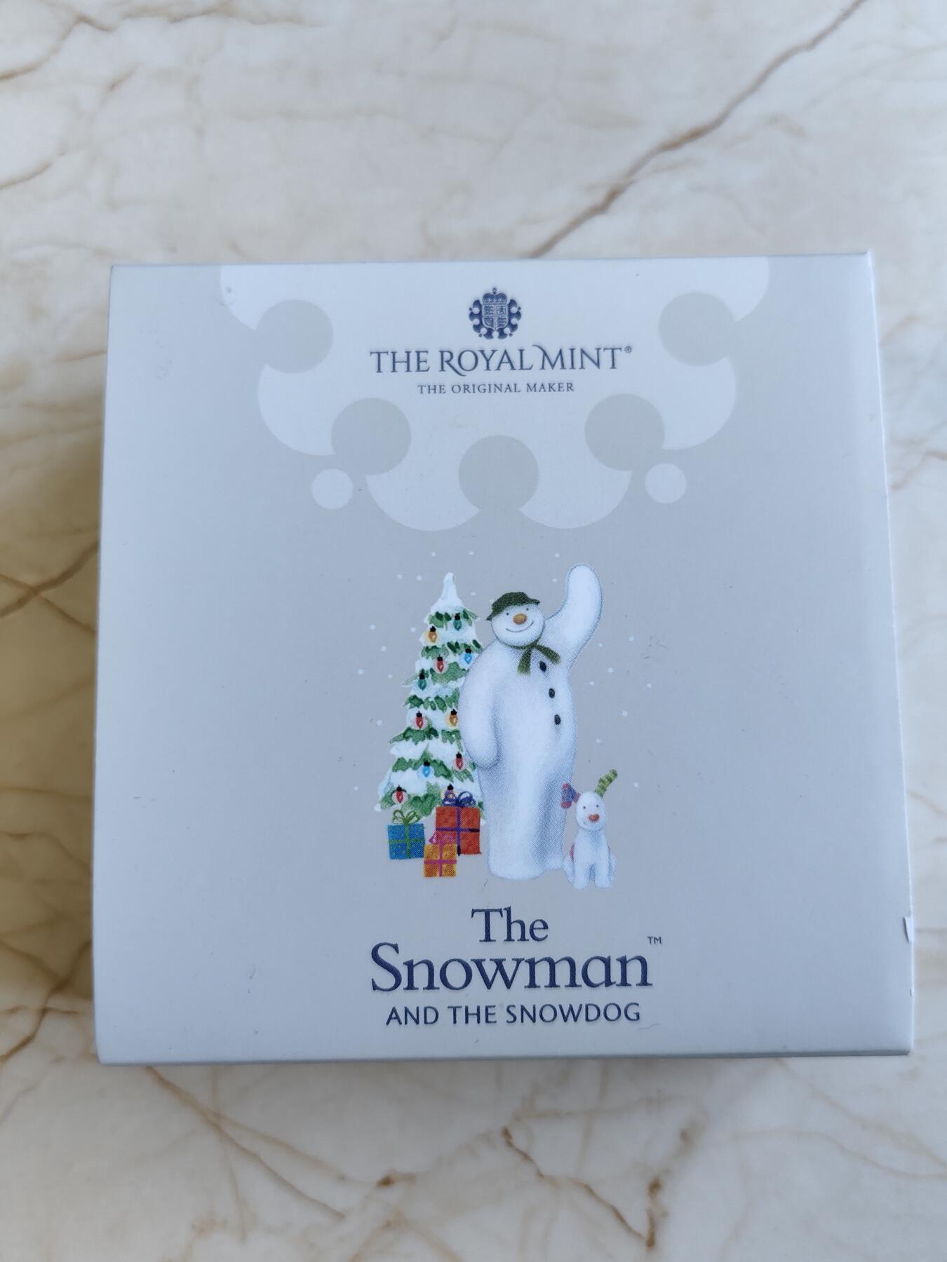第168期拍卖【长期征集拍品】 英国2022年发行雪人与雪犬50便士彩色纪念银币NGC-PF70原盒证书，925银，发行5000枚