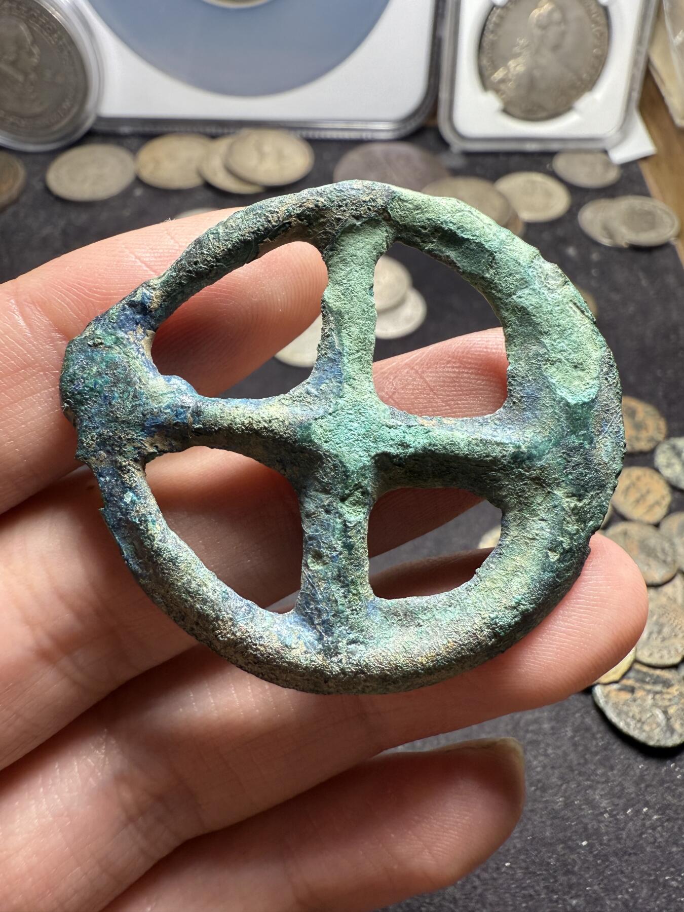 南宋泉阁俄币 外币 国币 专场第九期【送拍无额外佣金】 中世纪 草原文化 铜护身符 少见 中大尺寸 好品