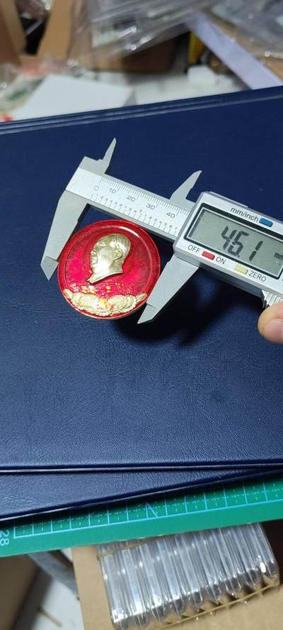 毛主席像章拍场，都是部队章 🔥🔥🔥🔥毛主席像章，46.1毫米，背面有铭文：中国人民解放军  第二三八七筹建处
