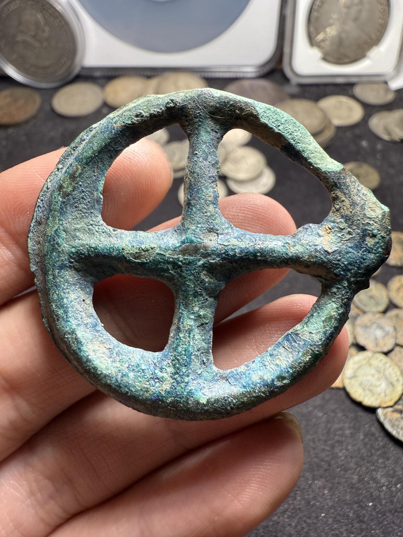 南宋泉阁俄币 外币 国币 专场第九期【送拍无额外佣金】 中世纪 草原文化 铜护身符 少见 中大尺寸 好品