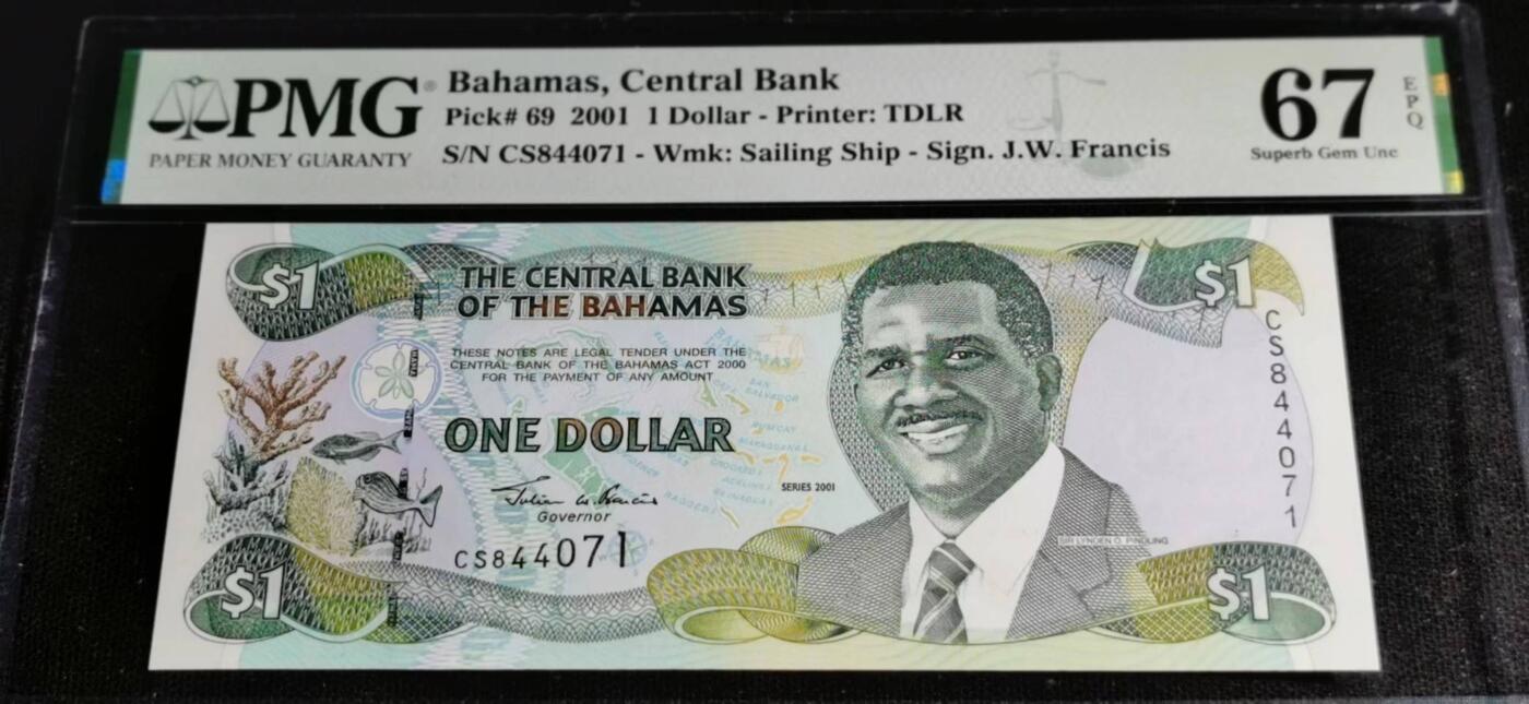 刘世昌艺术品销售中心～虎踞龙蟠*金杨在线联拍群第514期 巴哈马2001年1元（PMG    67E    号码：CS844071）1枚。