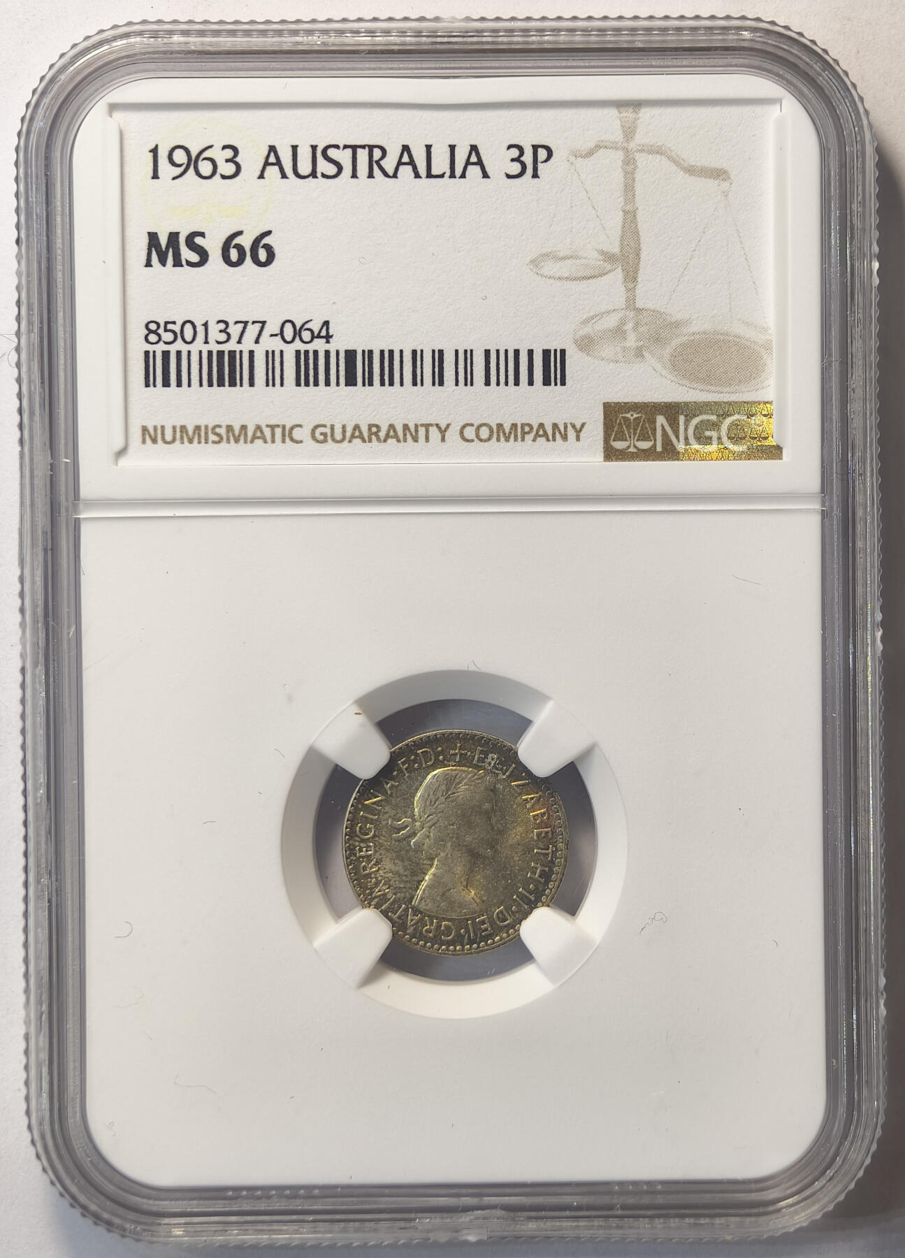 紫瑗钱币——第537期 澳大利亚 1963年 伊丽莎白二世 3便士 银币 NGC MS66 五彩包浆