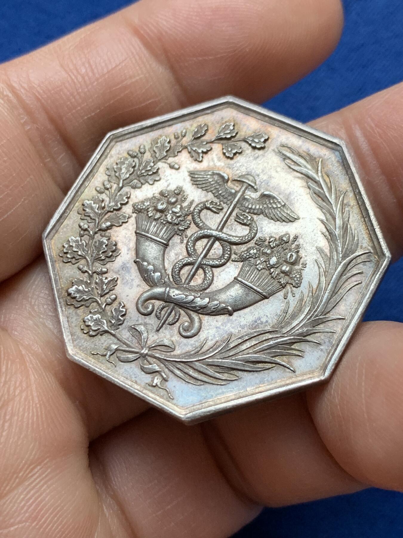 《竞宝斋》第375场 周日，周一，周二 3场连拍 （全场包邮） 法国八角银章，波尔多银行，18.7g，34.8mm，油灯边铭