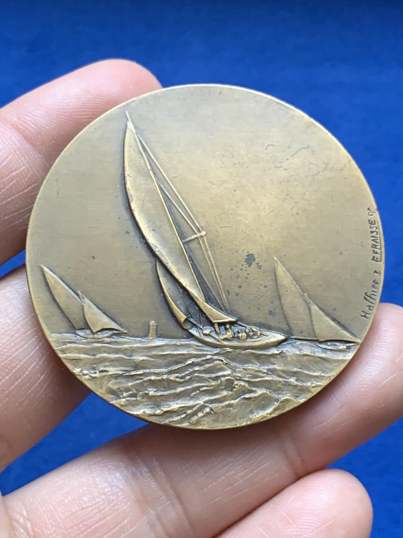 《竞宝斋》第375场 周日，周一，周二 3场连拍 （全场包邮） 法国体育部长颁发帆船比赛铜章 带盒 56.8g 49.8mm