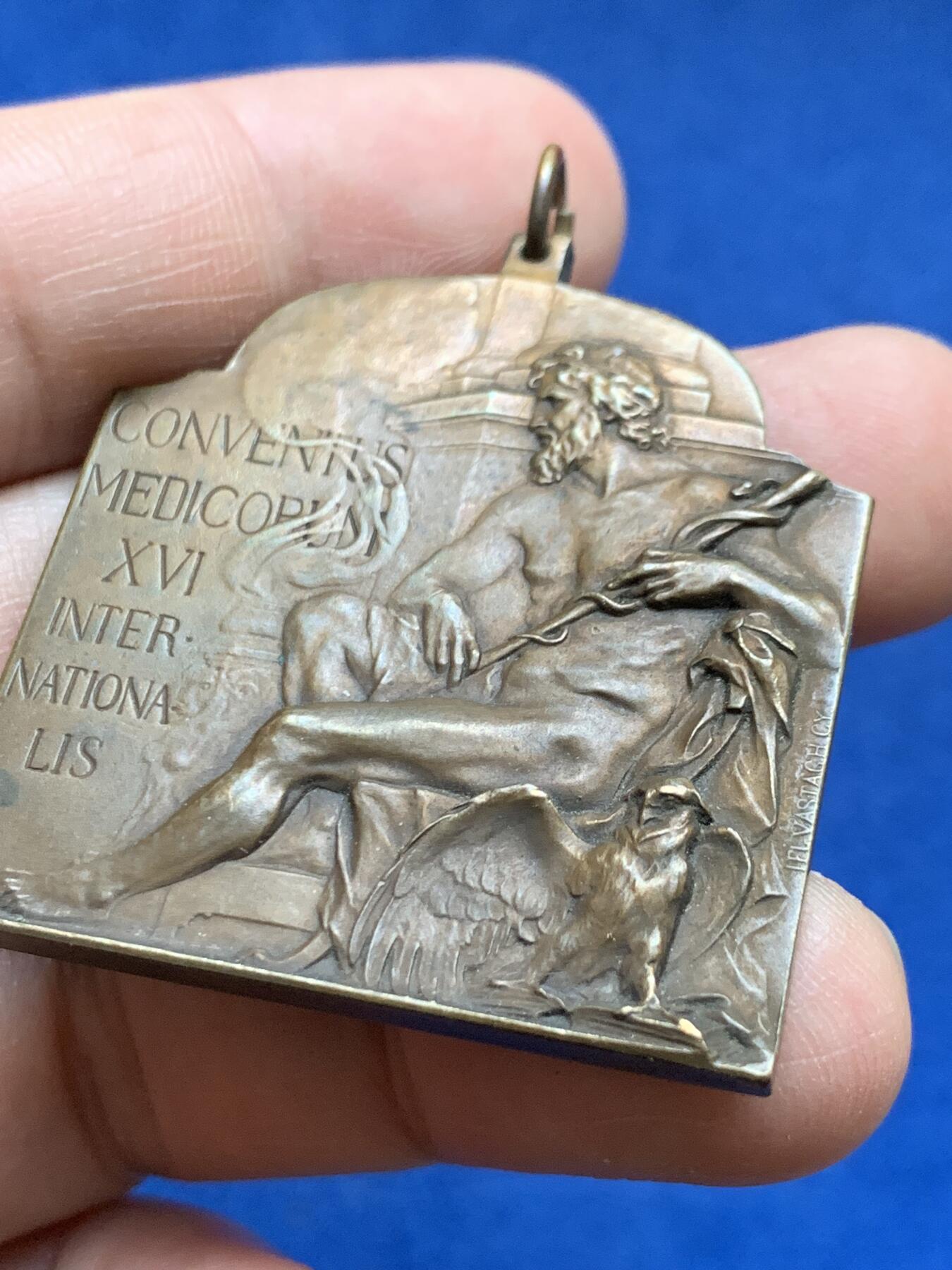 《竞宝斋》第375场 周日，周一，周二 3场连拍 （全场包邮） 1909奥匈帝国国家医学大会铜章 32.8g 39.5*43.8mm