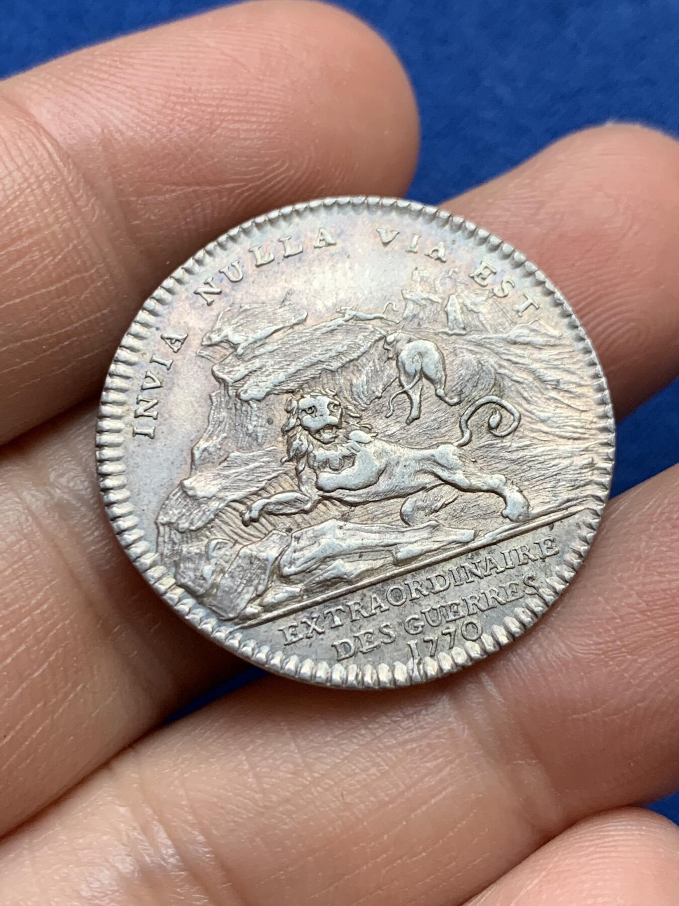 《竞宝斋》第375场 周日，周一，周二 3场连拍 （全场包邮） 法国非凡战争银质代币，7.3g，28.5mm