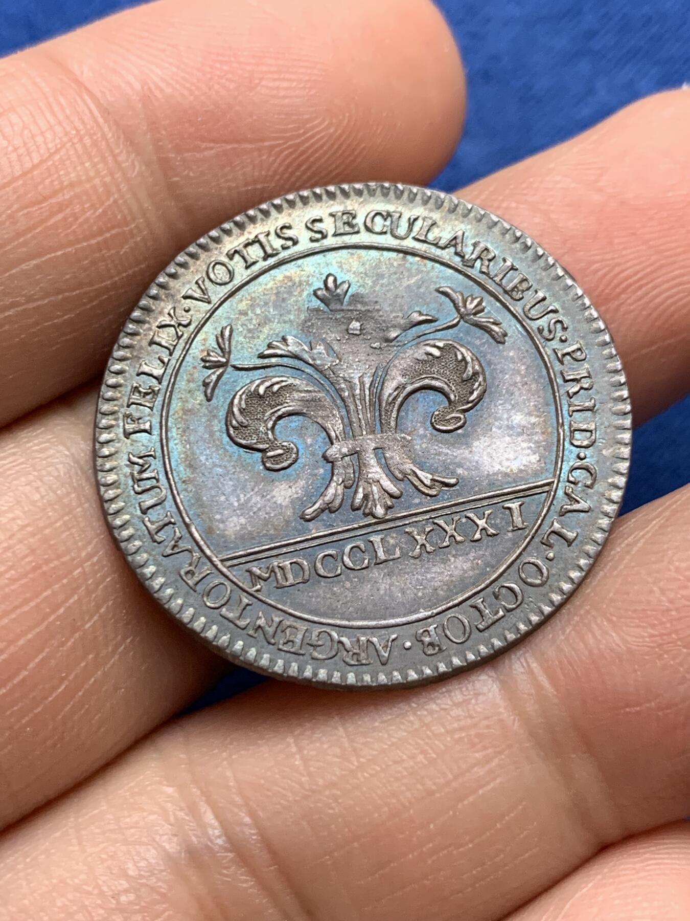 《竞宝斋》第375场 周日，周一，周二 3场连拍 （全场包邮） 法国1781年斯特拉斯堡庆祝路易十六皇太子出生圆形银质jeton，6.28g，29mm