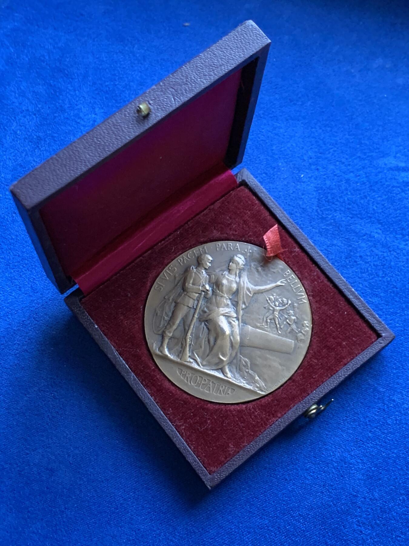 《竞宝斋》第375场 周日，周一，周二 3场连拍 （全场包邮） 法国一战征兵纪念铜章 带盒 66.4g 49.8mm