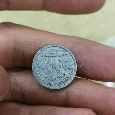 泡泡币外币第十五场可代拍15038385335微信 - 少见维希50分