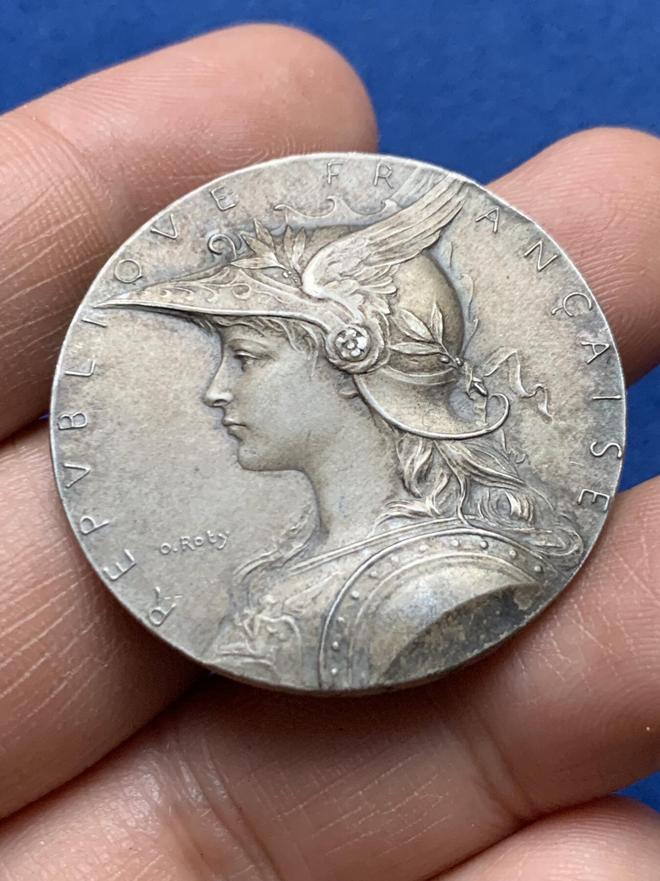 《竞宝斋》第375场 周日，周一，周二 3场连拍 （全场包邮） 名家罗蒂 名作戎装玛丽安娜银章 丰饶角银 20.05g 36mm