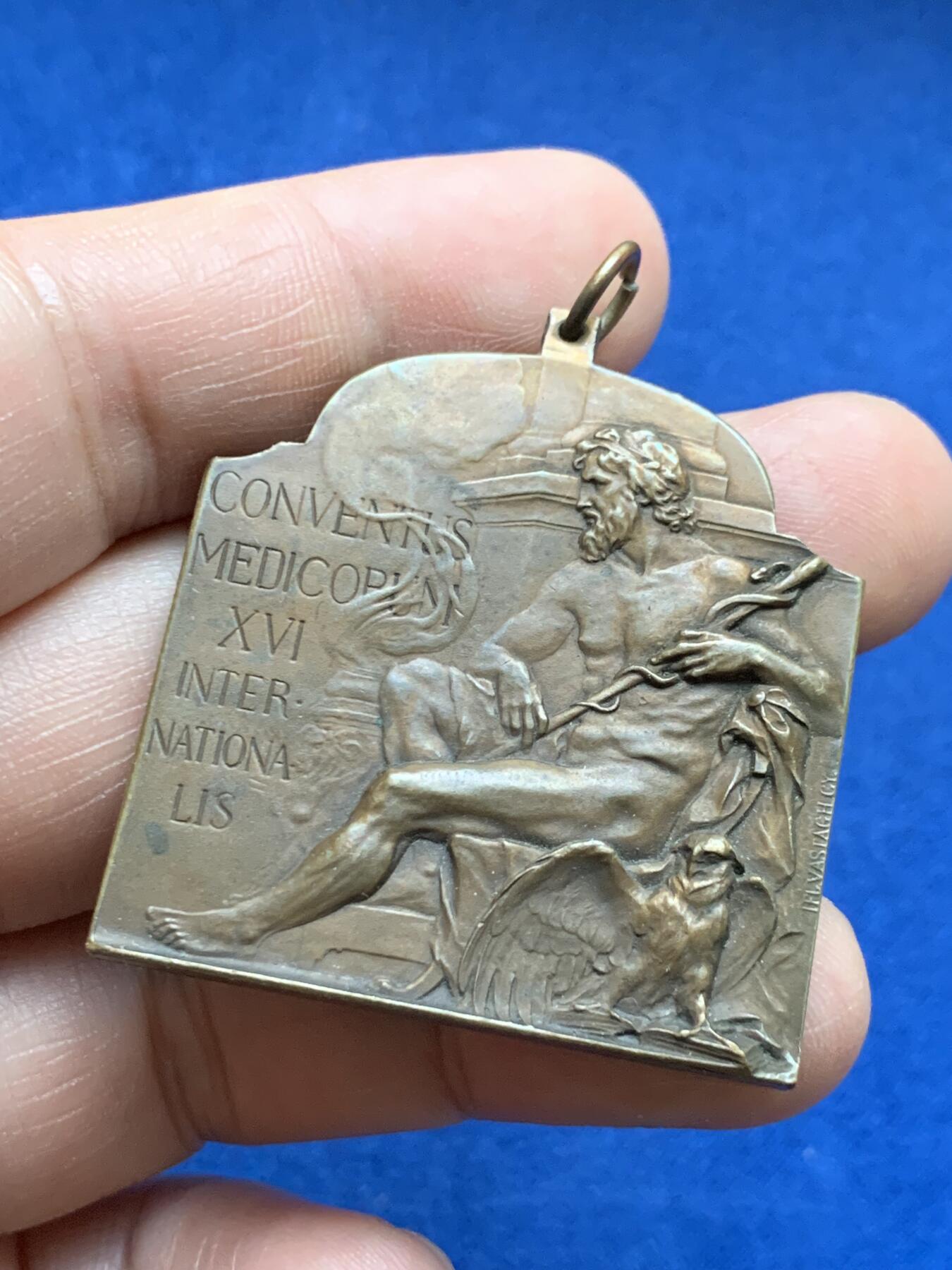 《竞宝斋》第375场 周日，周一，周二 3场连拍 （全场包邮） 1909奥匈帝国国家医学大会铜章 32.8g 39.5*43.8mm