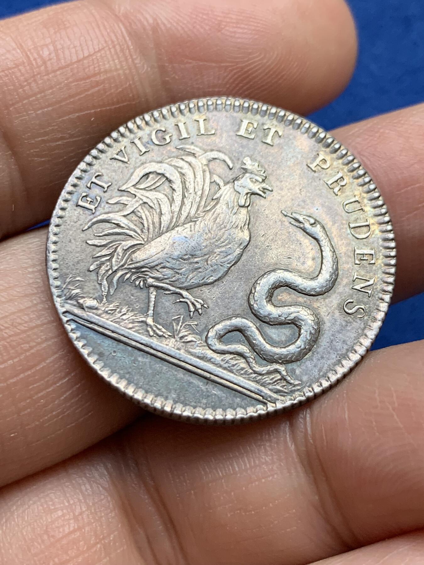 《竞宝斋》第375场 周日，周一，周二 3场连拍 （全场包邮） 法国药学院银质代币，9.9g，30.6mm