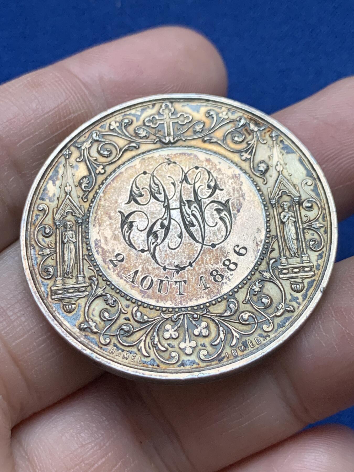 《竞宝斋》第375场 周日，周一，周二 3场连拍 （全场包邮） 1886年法国凡尔赛天主教婚礼银章 丰饶角银 25.6g 39.2mm