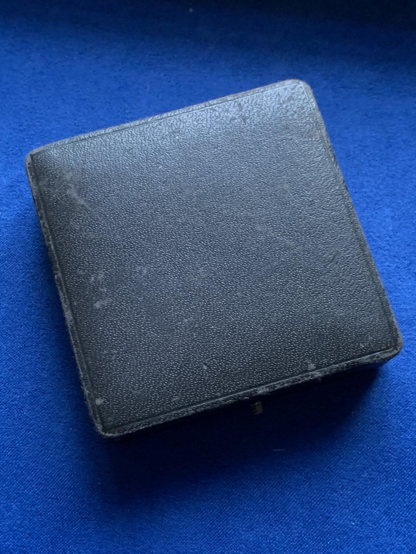 《竞宝斋》第375场 周日，周一，周二 3场连拍 （全场包邮） 德国1899年阿尔萨斯农业展镀银铜章，带原盒，31.5克，43mm