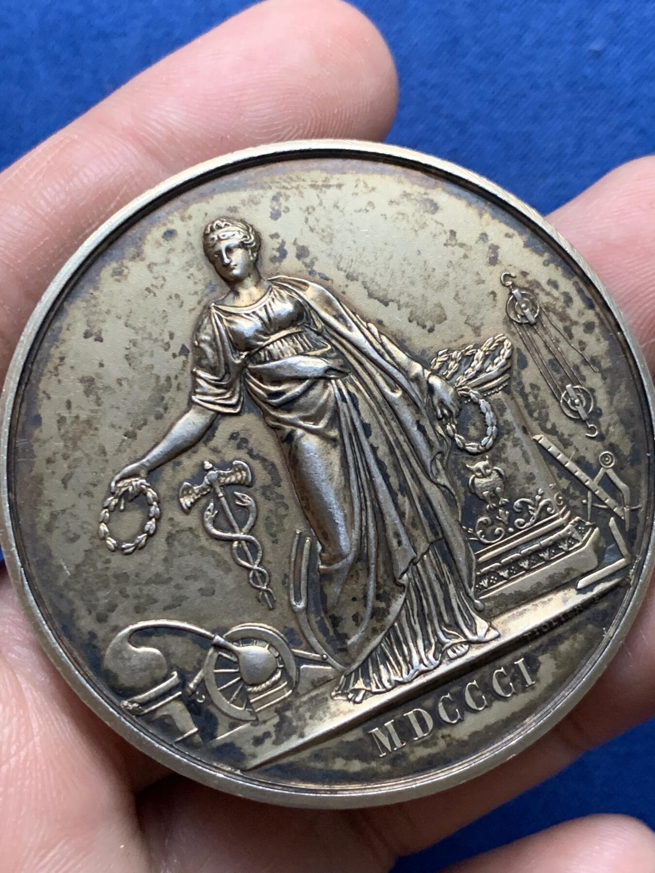 《竞宝斋》第375场 周日，周一，周二 3场连拍 （全场包邮） 法国工商业女神镀金银章 丰饶角1银 66.95g 51mm