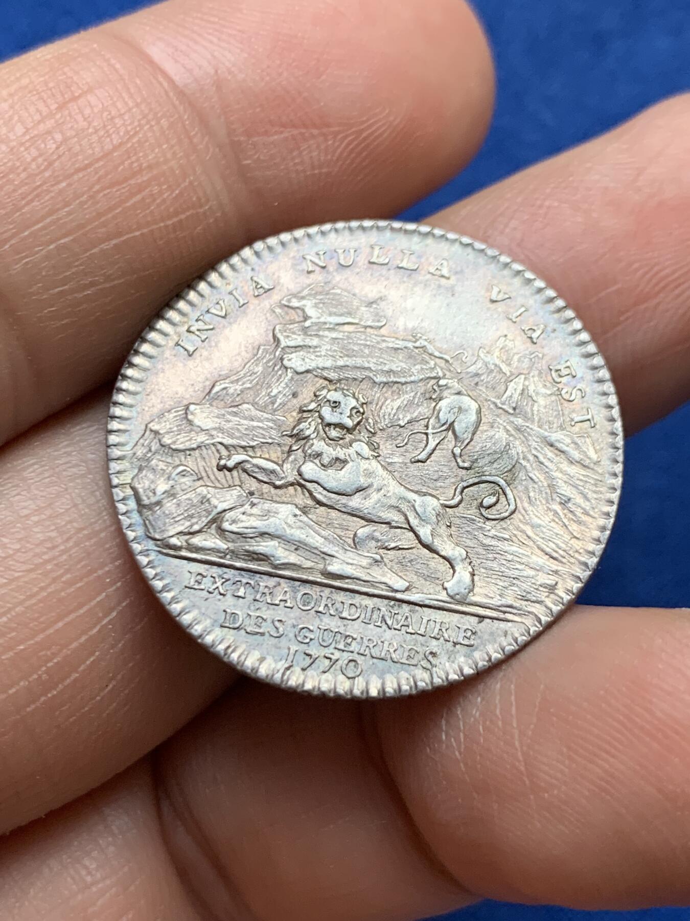 《竞宝斋》第375场 周日，周一，周二 3场连拍 （全场包邮） 法国非凡战争银质代币，7.3g，28.5mm