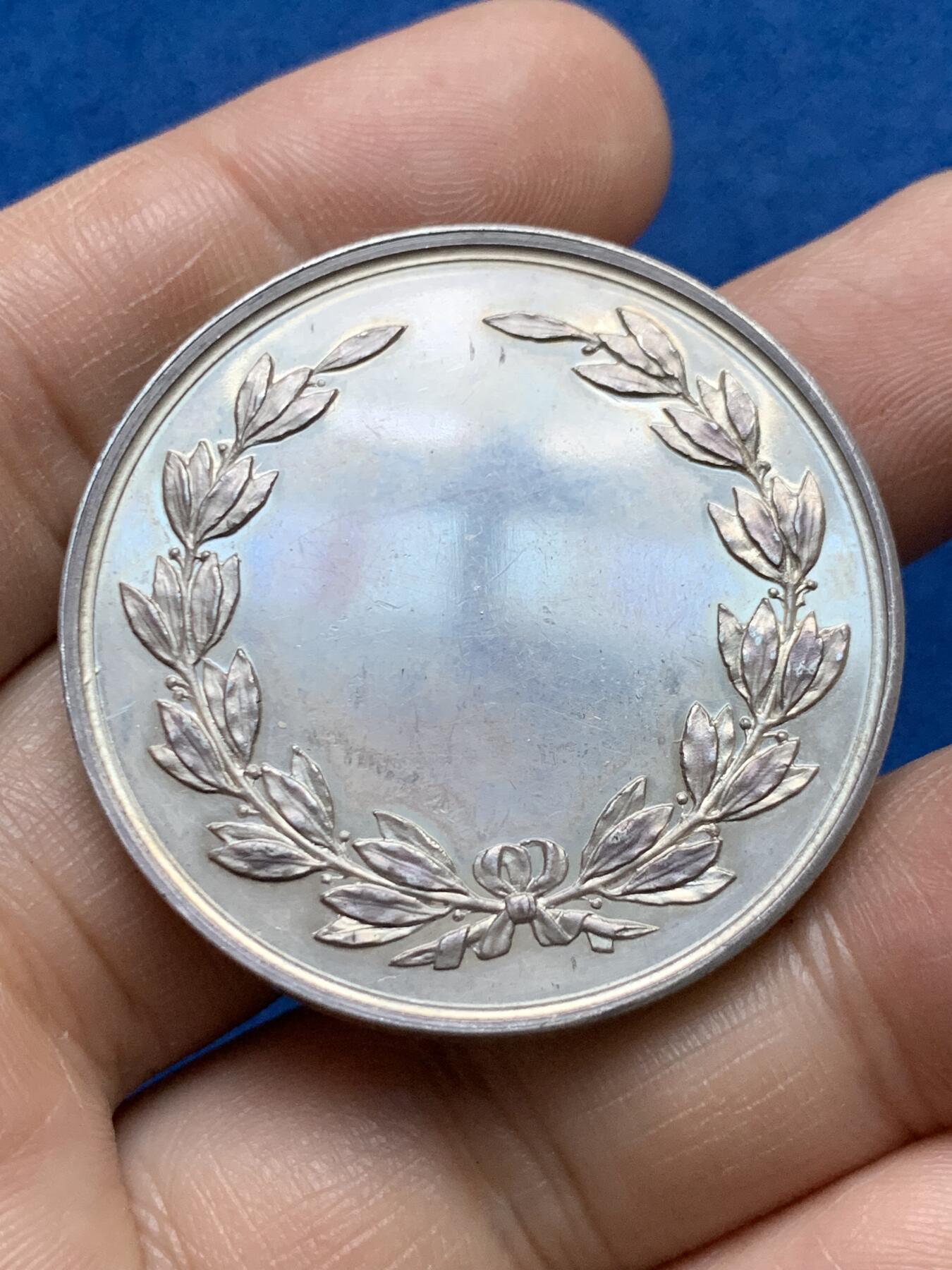 《竞宝斋》第375场 周日，周一，周二 3场连拍 （全场包邮） 法国犬类纪念银章 丰饶角银 33.1g 40.5mm