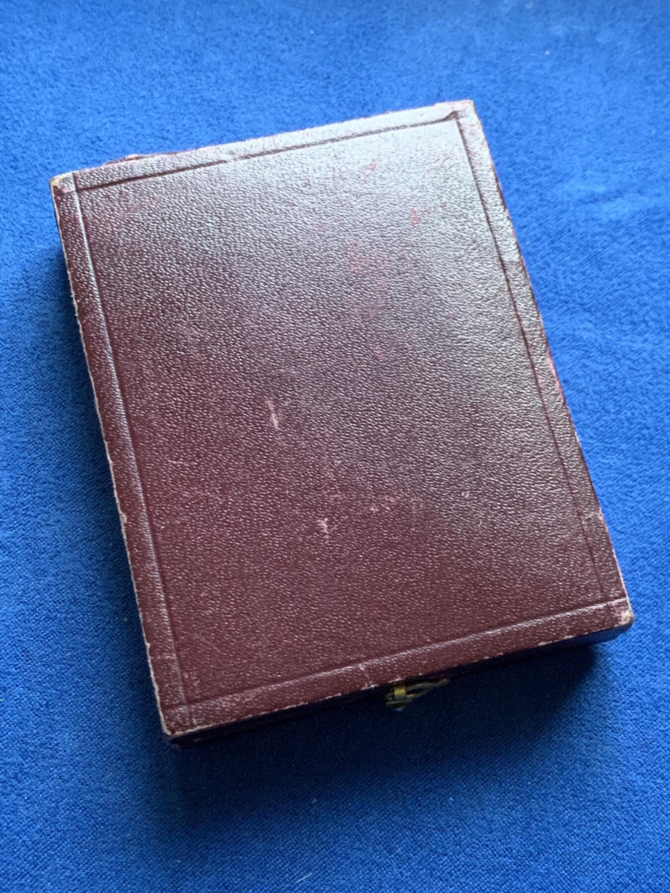 《竞宝斋》第375场 周日，周一，周二 3场连拍 （全场包邮） 名家Baudichon作播种农业方章 带盒 81.65g 41.8*63mm 丰饶角铜标