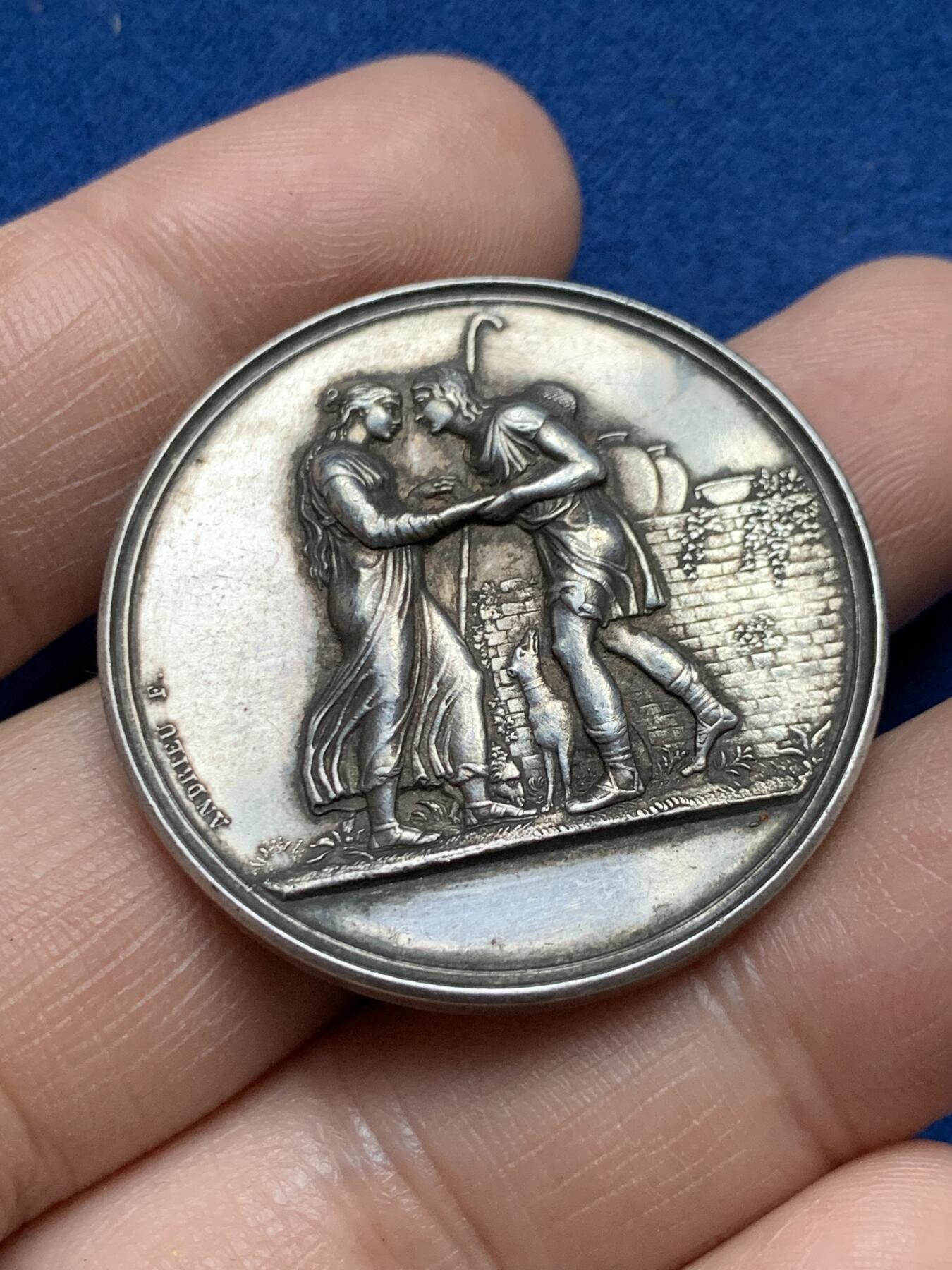 《竞宝斋》第375场 周日，周一，周二 3场连拍 （全场包邮） 法国婚姻与爱情纪念银章，22.4g，36.7mm，丰饶角边铭