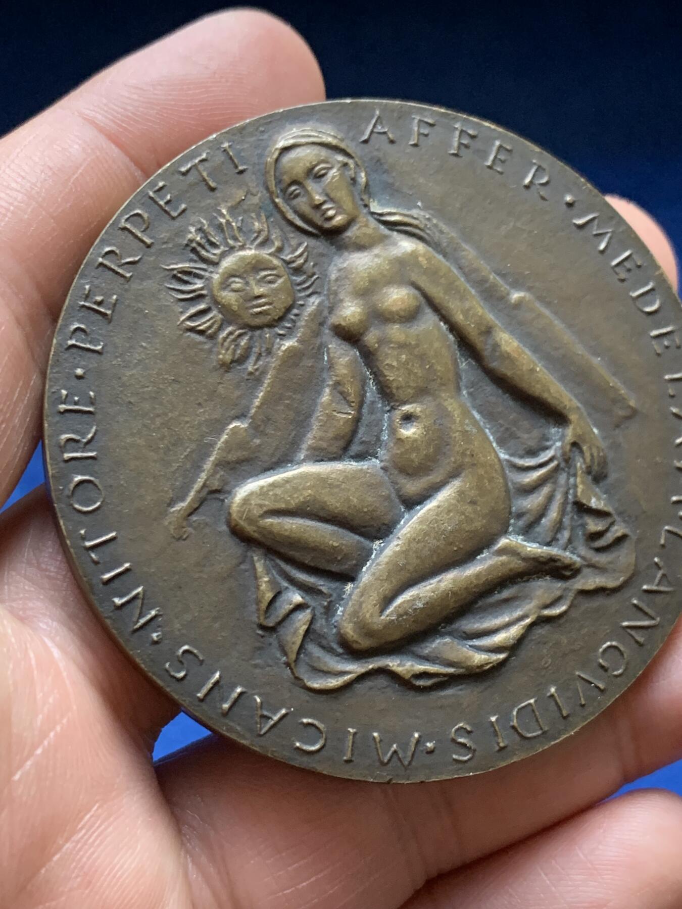 《竞宝斋》第375场 周日，周一，周二 3场连拍 （全场包邮） 1946年法国医学教授Paul Armand纪念铜章 115.4g 59.2mm