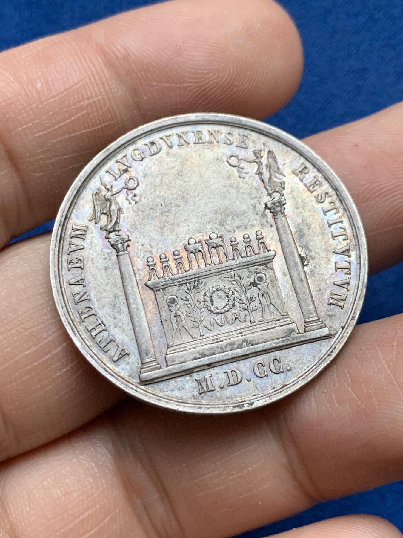 《竞宝斋》第375场 周日，周一，周二 3场连拍 （全场包邮） 法国里昂文学院银质代币，15.58g，33.5mm，蜜蜂边铭