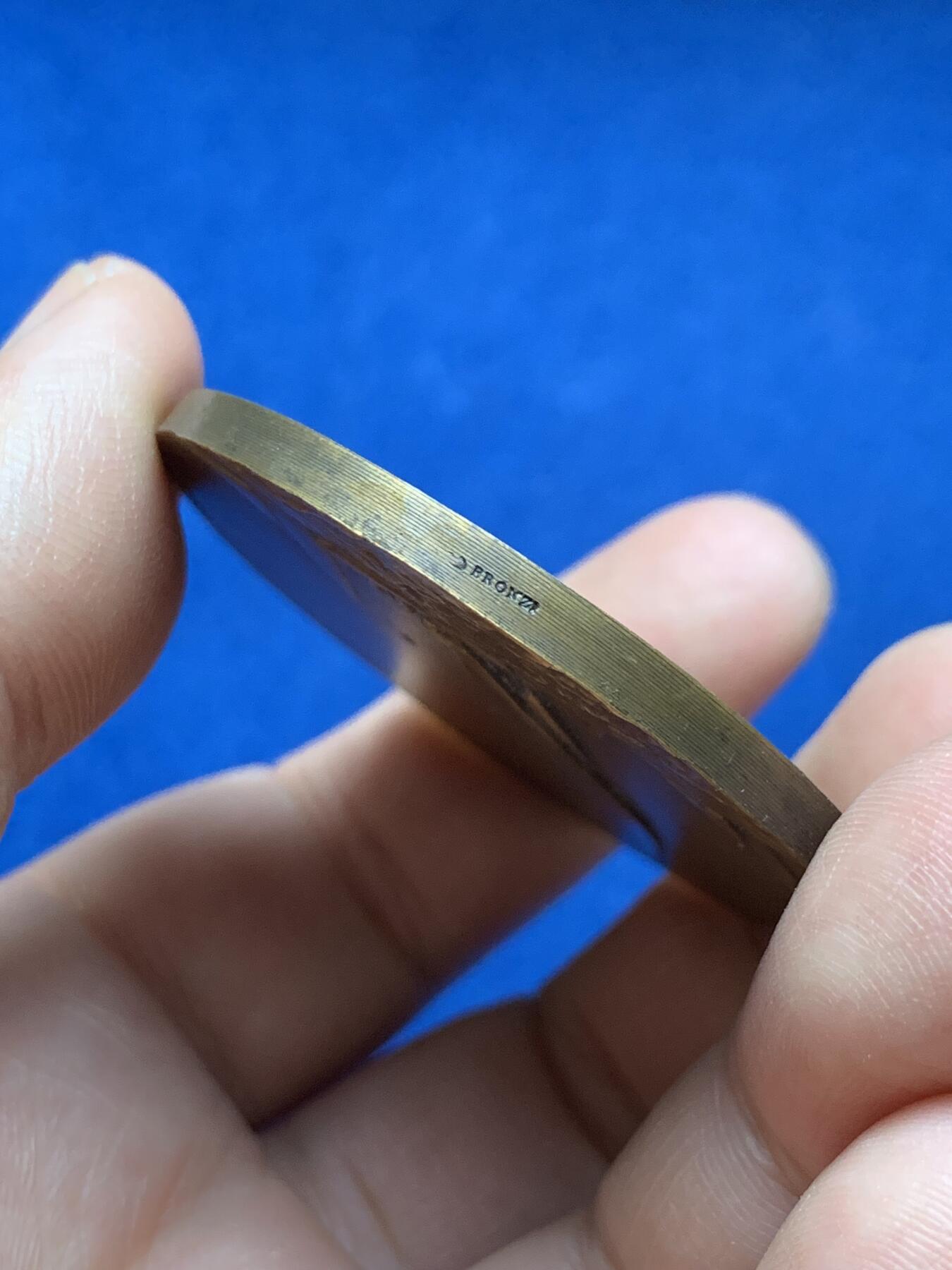 《竞宝斋》第375场 周日，周一，周二 3场连拍 （全场包邮） 法国体育部长颁发帆船比赛铜章 带盒 56.8g 49.8mm