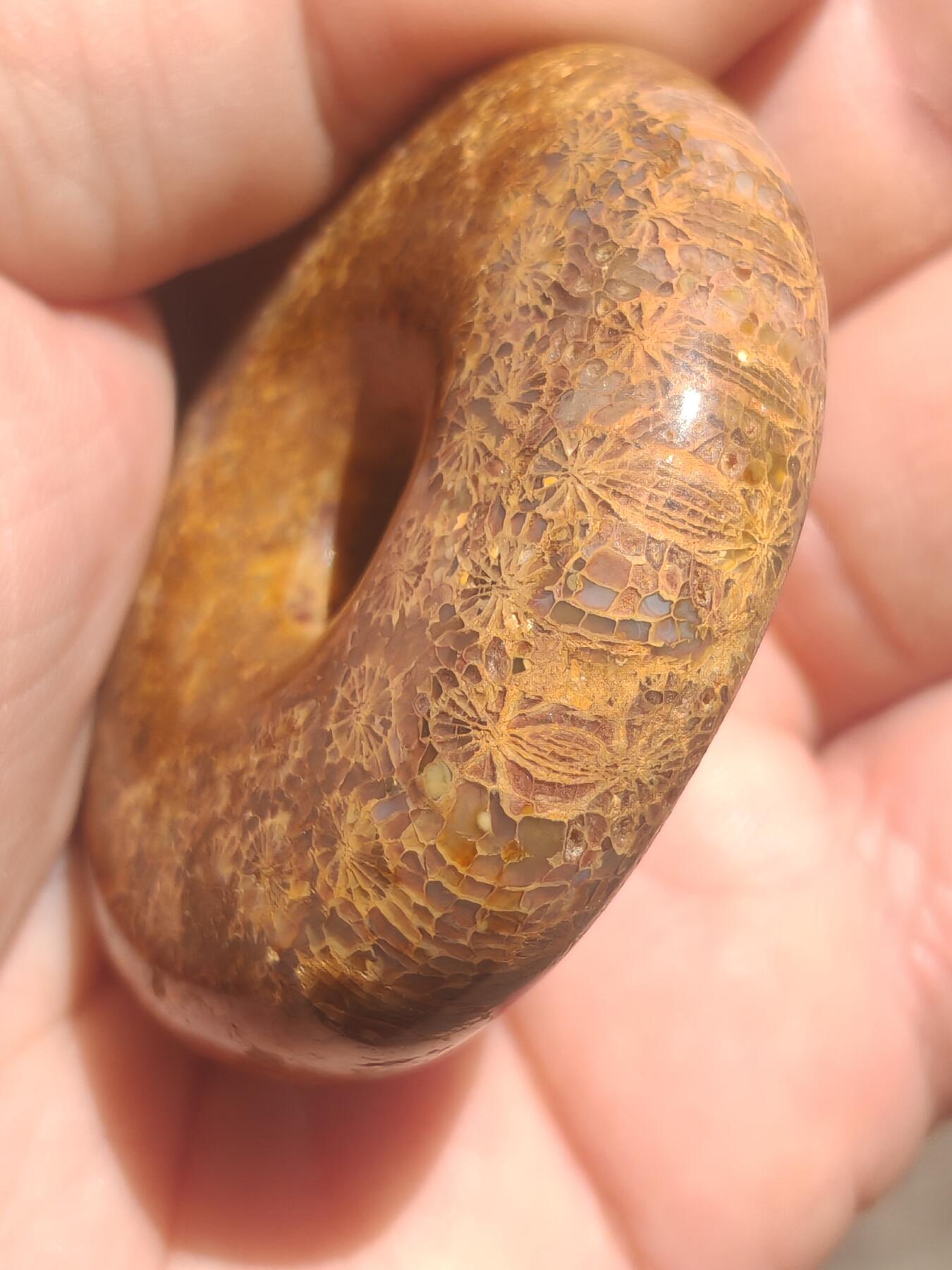 ❤️藏传包浆珊瑚玉平安扣(29012) 尺寸47*14mm