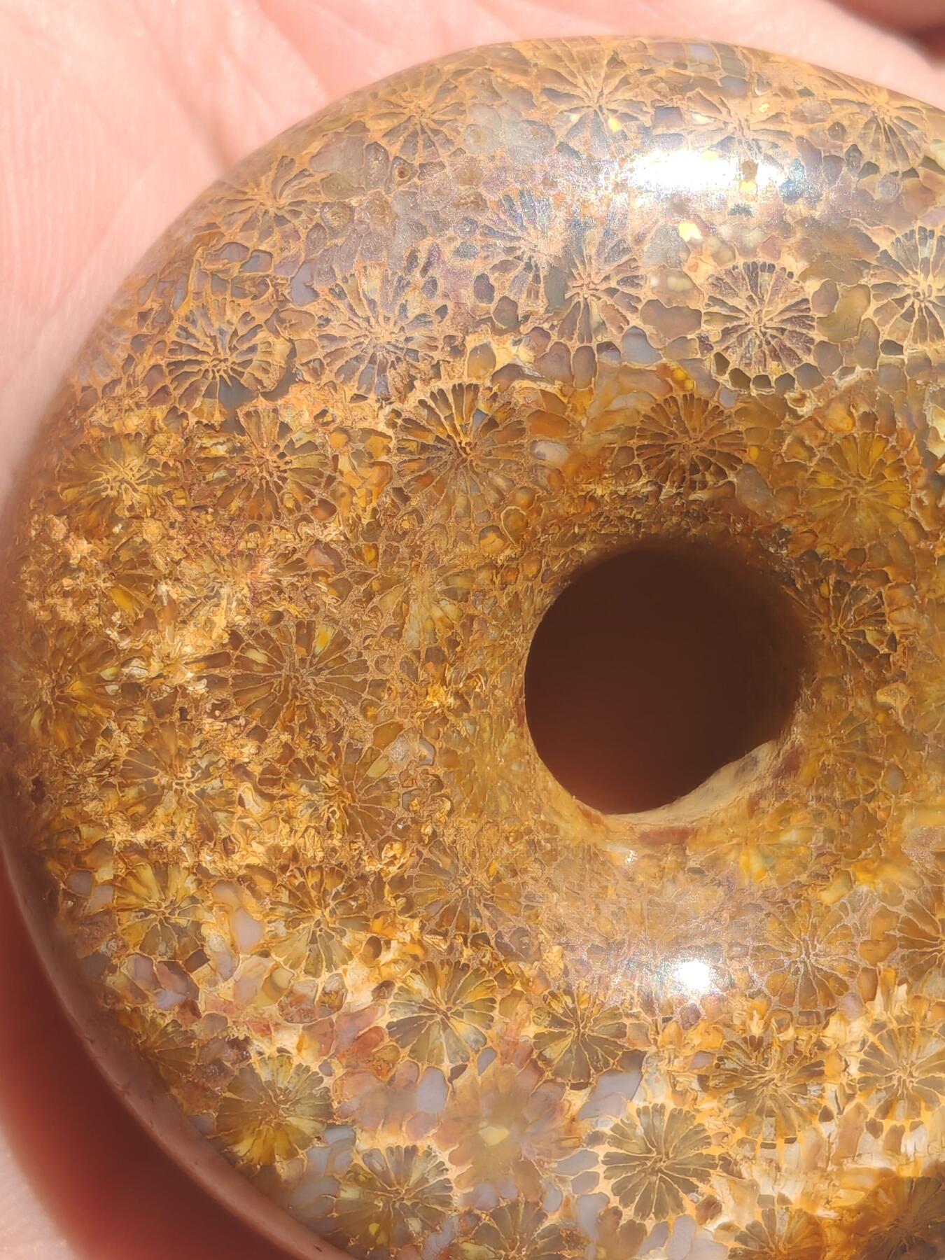 ❤️藏传包浆珊瑚玉平安扣(29012) 尺寸47*14mm