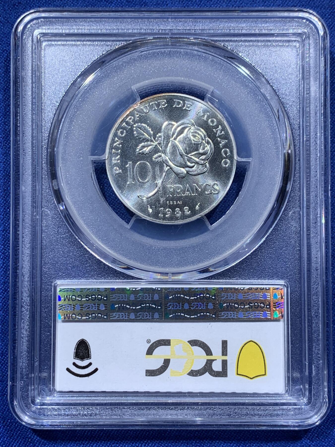 《竞宝斋》第373场 周日，周一，周二 3场连拍 （全场包邮） PCGS SP68 摩纳哥1982年格蕾丝王妃10法郎银样币，标注ESSAI。格蕾丝.凯莉，奥斯卡影后，风华绝代的传奇王妃。此银样很难出顶级分数，此枚68分为亚军分，更高分仅有2枚，平台此前上拍过的最高分仅有67