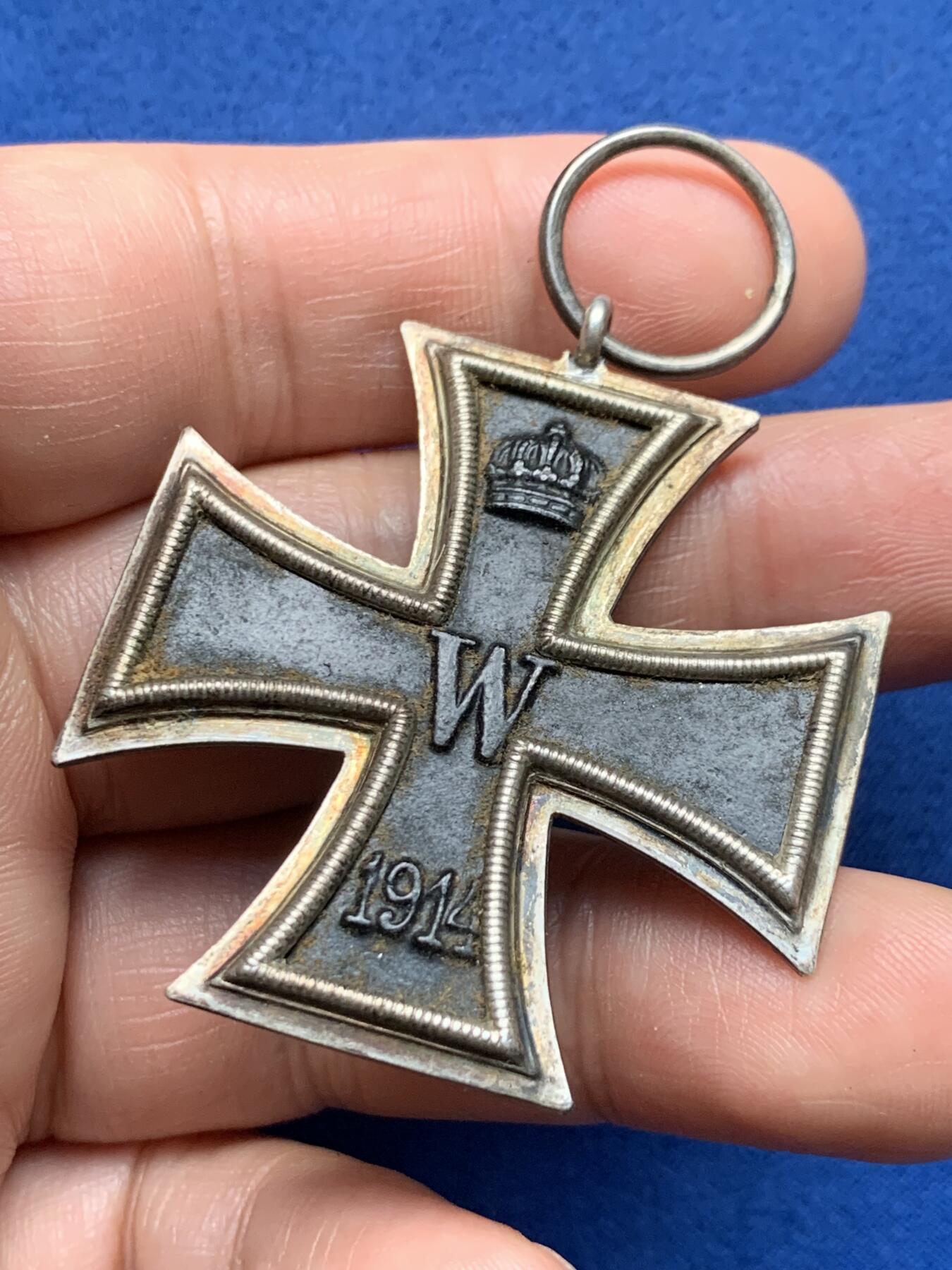 《竞宝斋》第373场 周日，周一，周二 3场连拍 （全场包邮） 1914铁十字银质奖章 17克 42.8mm 细节见图